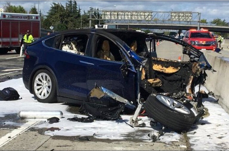 Wei Lun Huang’s Tesla after the 2018 accident that killed him. A lawsuit filed by his family said Tesla’s Autopilot system was defective, lacking the ability to avoid accidents.