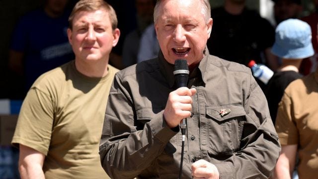Secretary of the General Council of the ‘United Russia’ party, Andrey Turchak (left) and governor of Saint-Petersburg Alexander Beglov in Mariupol, Ukraine (June 1, 2022)