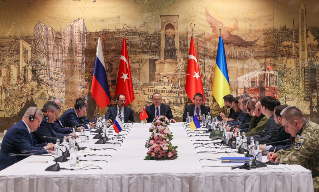 Ukrainian and Russian delegations in Istanbul 29 March