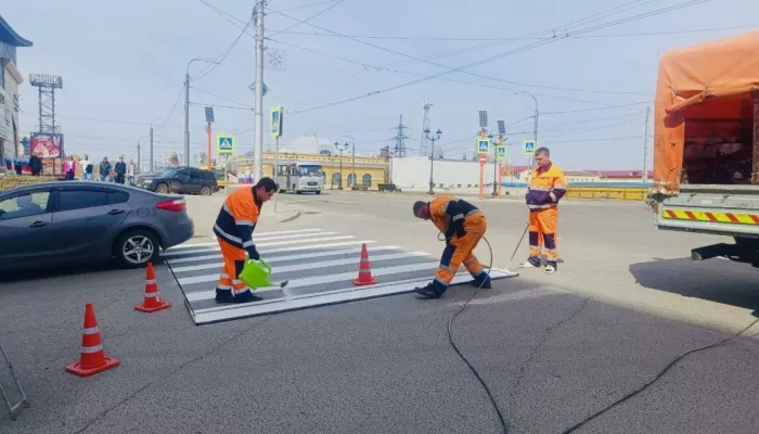 В Барнауле начали наносить дорожную разметку: где идут работы