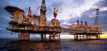 BP начала добычу нефти на новой крупной платформе на шельфе Азербайджана