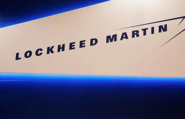 ФОТО из архива: Логотип Lockheed Martin можно было увидеть на авиасалоне Japan Aerospace 2016 в Токио.