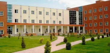 Бакинский инженерный университет ищет страховщика