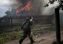 Донецк получил “большое, хорошо вооруженное подкрепление”, держит круговую оборону