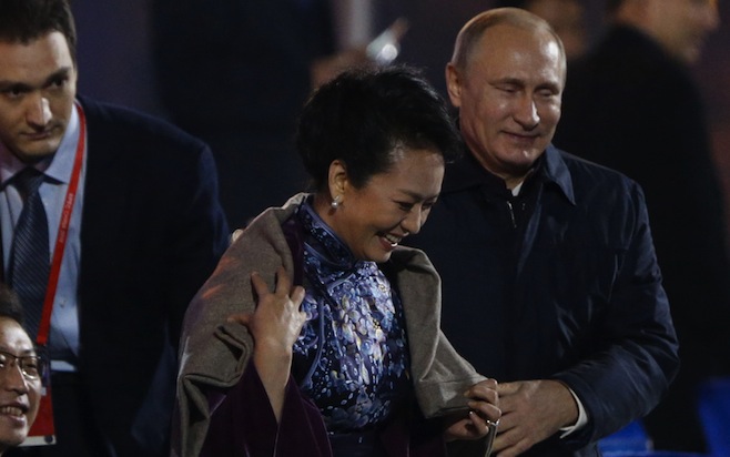 House-of-cards-Putin-kiss.jpg