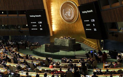 The results of the vote at the extraordinary UN General Assembly on Dec. 21.