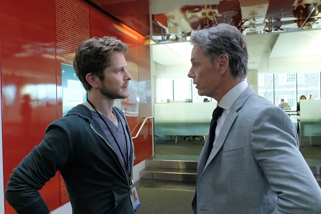 THE RESIDENT:  L-R:  Matt Czuchry and Bruce Greenwood in THE RESIDENT premiering Sunday, Jan. 21 (10:00-11:00 PM ET/7:00-8:00 PM PT), following the NFC CHAMPIONSHIP GAME, and making its time period premiere on Monday, Jan. 22 (9:00-10:00 PM ET/PT). on FOX. ©2017 Fox Broadcasting Co. Cr: Guy D'Alema/FOX
