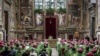 Папа римский Франциск выступает перед прелатами, собравшимися на конференцию по борьбе с сексуальными преступлениями в церкви. Ватикан, февраль 2019 года