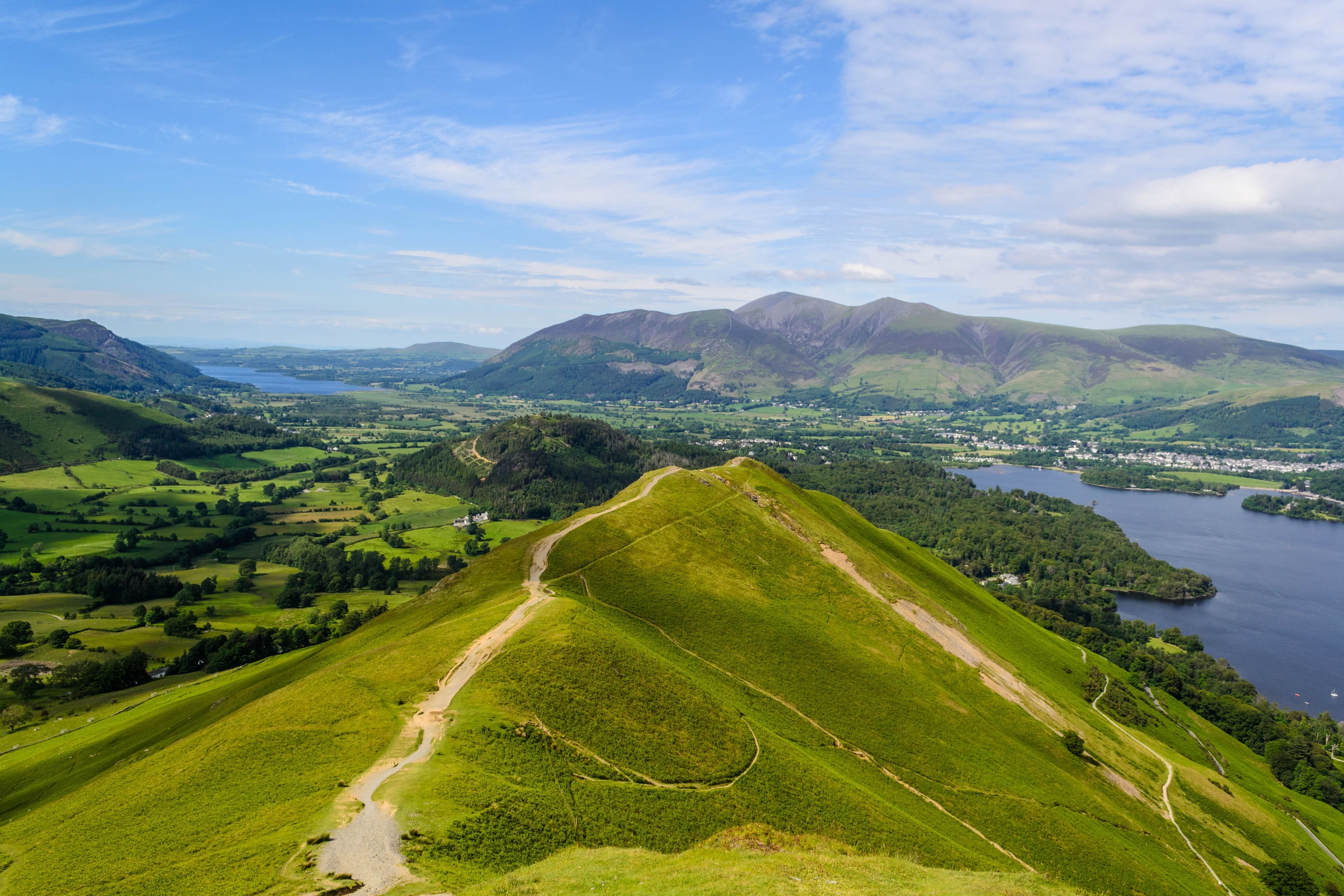 An image of a mountain and a lake