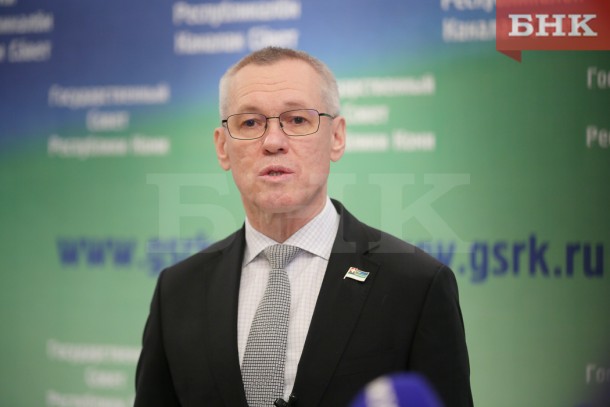 Спикер Госсовета Коми пожаловался лидеру КПРФ на депутата-иноагента