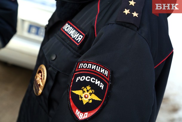 Воркутинку осудили за избиение трех полицейских