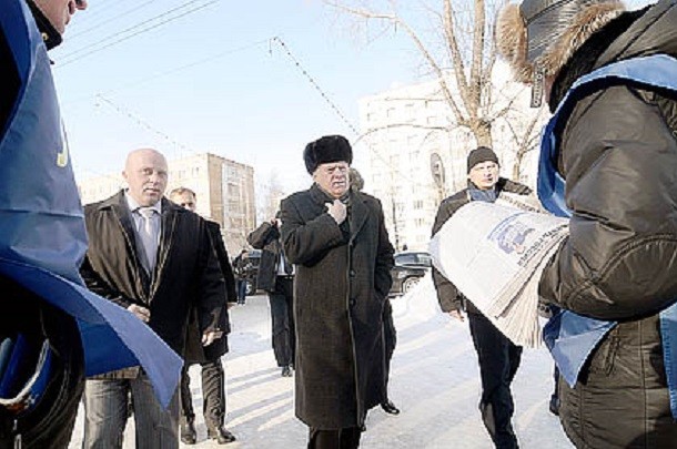 Приезд Жириновского, уход Шпектора, похороны пенсионной реформы: о чем писали газеты Коми в 2007 году