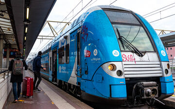 Le trafic ferroviaire entre Givors et Lyon (Rhône) sera interrompu jusqu'au mercredi 1er mai au moins. (Illustration) Hans Lucas via AFP/Arnaud Paillard