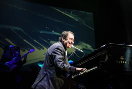 Jools Holland to take to the stage at Royal Windsor Racecourse's Summertime Live