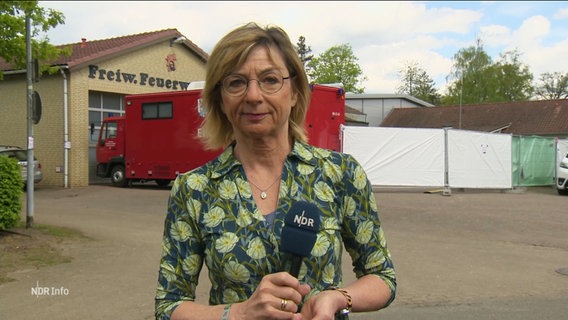 Christina Gerlach berichtet live aus Bremervörde am 29.04.2024. © Screenshot 