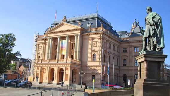 Theater Schwerin © NDR Foto: Axel Seitz