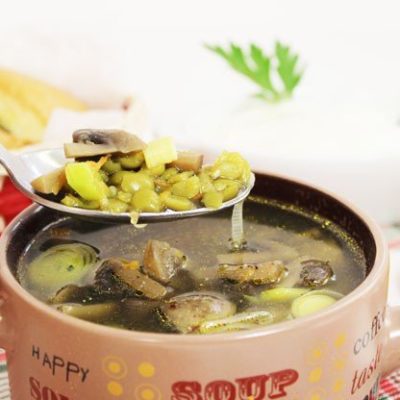 Гороховый суп с  шампиньонами - рецепт с фото