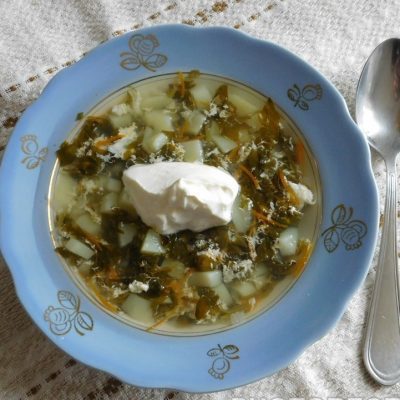 Легкий щавелевый суп без мяса - рецепт с фото