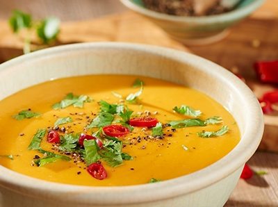 Вегетарианский морковно-тыквенный суп с имбирем - рецепт с фото