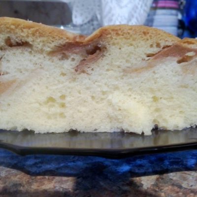 Пирог с яблоками в мультиварке - рецепт с фото