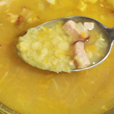 Гороховый суп с копчёным мясом - рецепт с фото