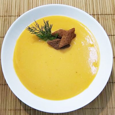 Суп-пюре из чечевицы на курином бульоне - рецепт с фото