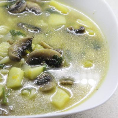 Постный тыквенный суп с грибами и макаронами - рецепт с фото