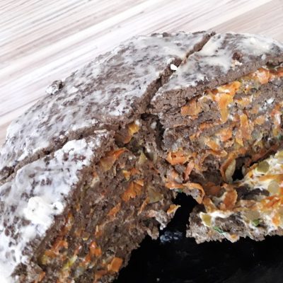 Печеночный торт из говяжьей печени с овощами - рецепт с фото