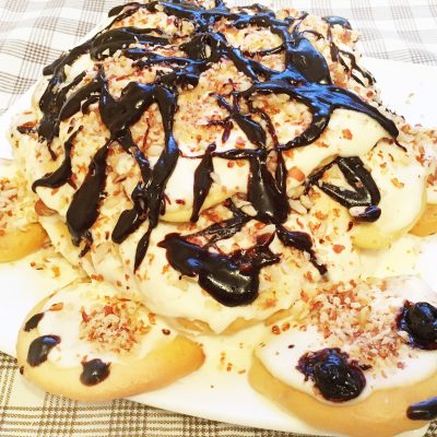 Торт «Черепаха» со сметанно-масляным кремом и миндалем - рецепт с фото