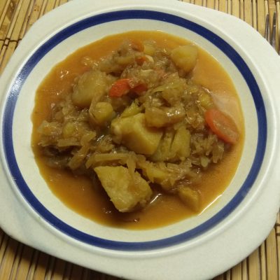 Овощное рагу из капусты и картофеля - рецепт с фото