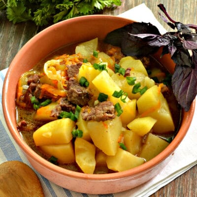 Картофель тушёный в мультиварке с овощами и говядиной - рецепт с фото