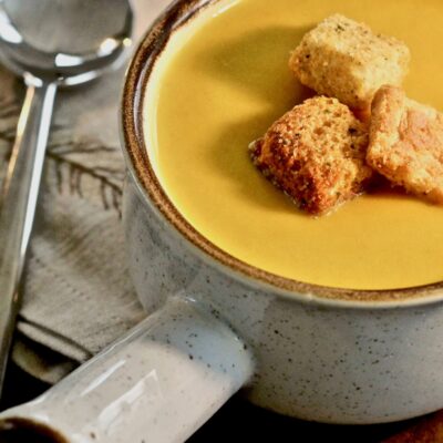 Тыквеный суп-пюре с грушей - рецепт с фото