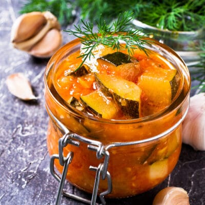 Cалат из кабачков в томатном соусе (на зиму) - рецепт с фото
