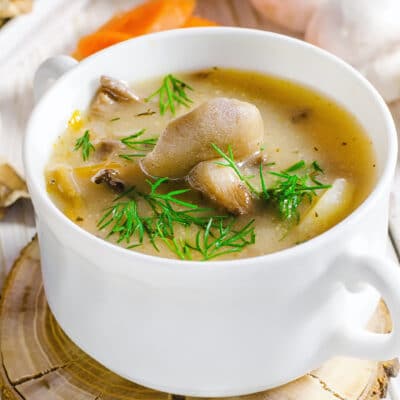 Картофельный суп с лесными грибами - рецепт с фото
