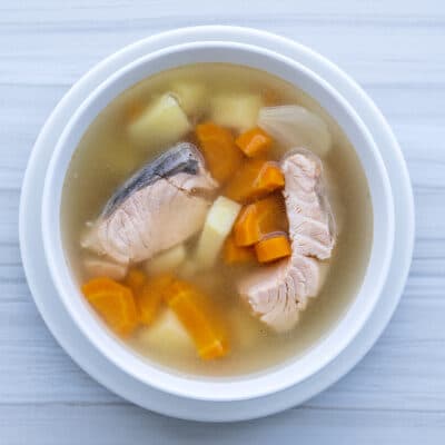 Суп из красной рыбы с овощами