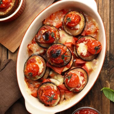 Запеченные баклажаны с томатами и перцем - рецепт с фото
