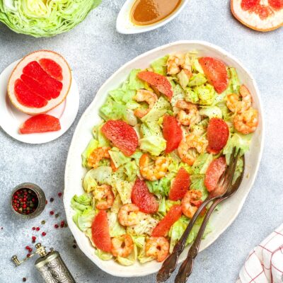 Салат с креветками и грейпфрутом - рецепт с фото