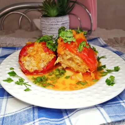 Красный фаршированный перец с мясом - рецепт с фото