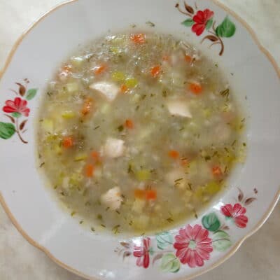 Куриный суп с кабачками и перловкой - рецепт с фото