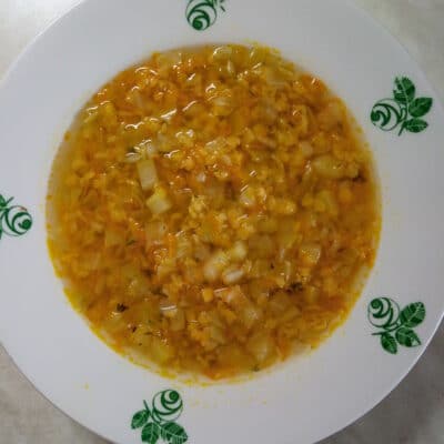 Чечевичный суп с помидорами и капустой - рецепт с фото