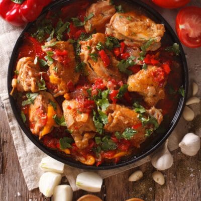 Курица в томатном соусе — чахохбили - рецепт с фото