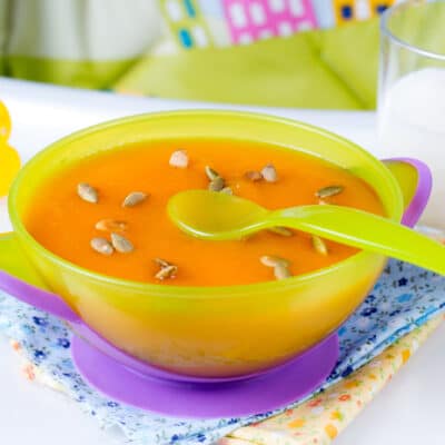 Тыквенный крем-суп с моцареллой - рецепт с фото