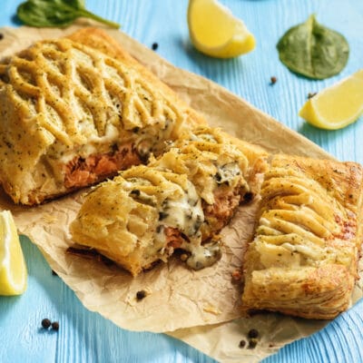 Рыбный пирог с сыром и шпинатом - рецепт с фото