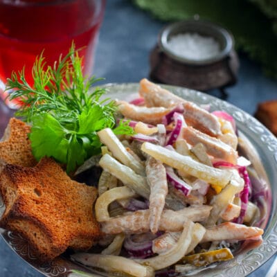 Салат со свининой и огурцами - рецепт с фото