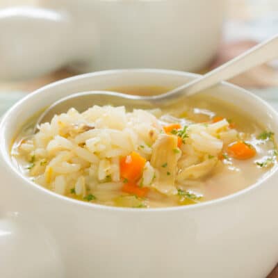 Куриный суп с рисом - рецепт с фото