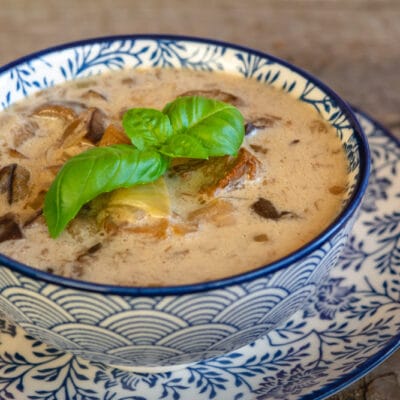 Суп с лесными грибами и сливками - рецепт с фото