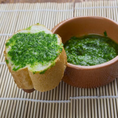 Схуг – йеменский острый соус из перца - рецепт с фото