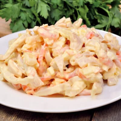 Салат из морепродуктов с яблоком - рецепт с фото
