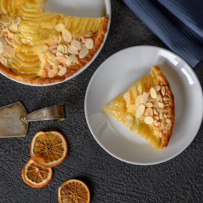 Французский пирог с грушей и сыром - рецепт с фото