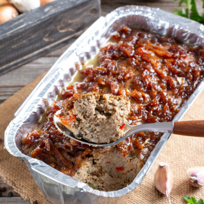 Террин из куриной печени с грибами и карамелизованным луком - рецепт с фото